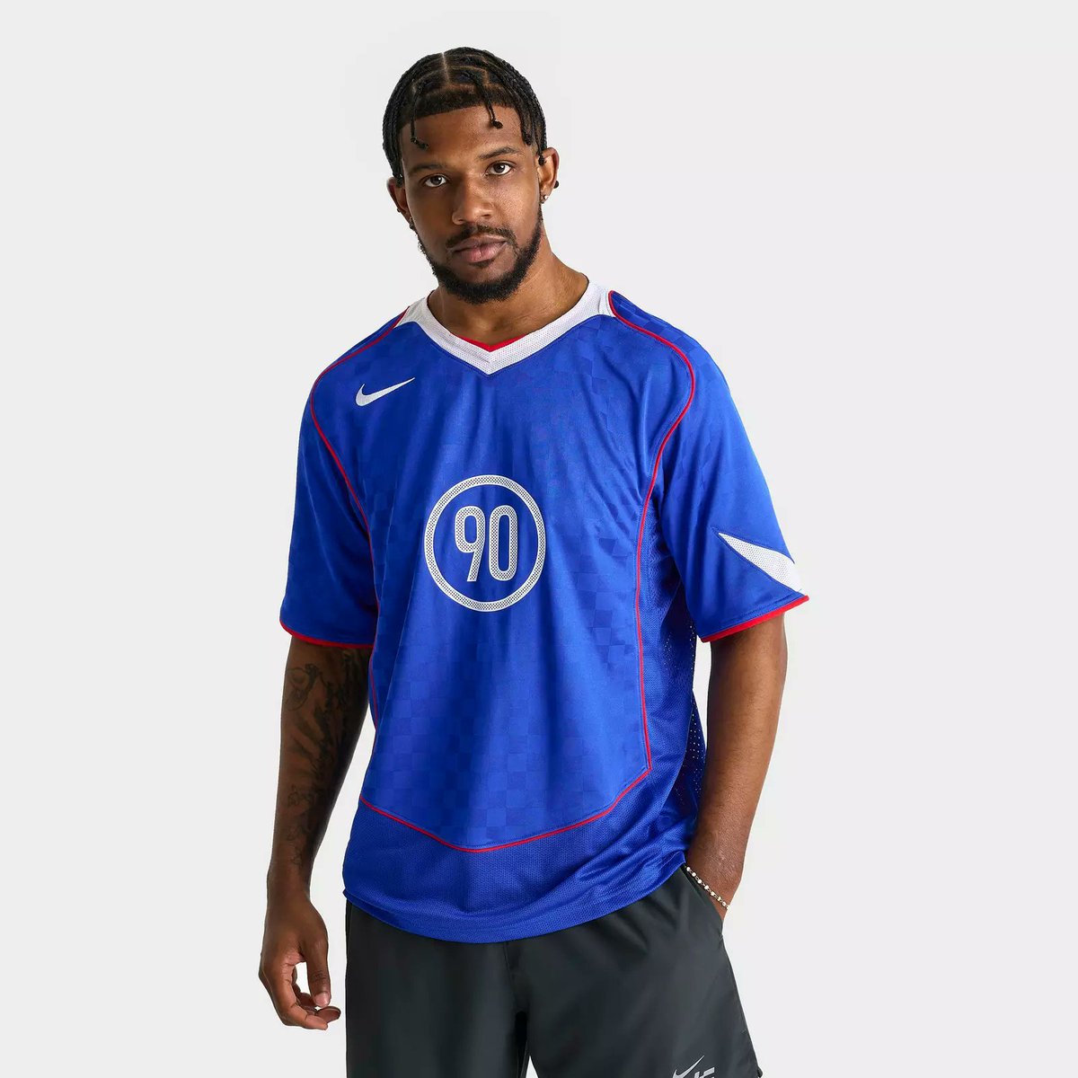 SOLELINKS's tweet photo. Ad: Nike Total 90 Soccer Jerseys on sale for $52 each + shipping => https://t.co/DRBiQWJEZU https://t.co/b4LxJOHtmF