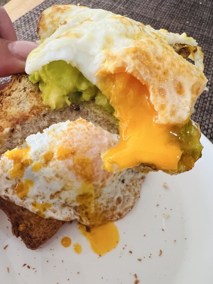 Sigo pensando en mis avocado tost de la mañana 🤤