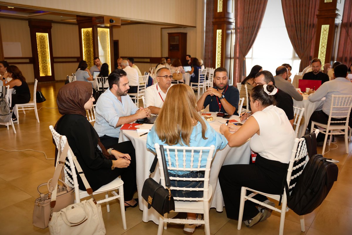 🧑‍🧑‍🧒‍🧒#2025AileYılı kapsamında düzenlenen 📌"Köklerden Geleceğe Türk Aile Yapısı" çalıştayı açılış programı📍Suphi Öner Öğretmenevinde gerçekleştirildi.

✅Klinik Psikolog Dr. Mehmet Teber, çalıştaya katılanlara  "Aile Değerleri ve Kuşaklararası İletişim" konusunda seminer