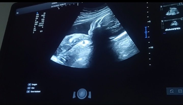 Es algo tan lindo sentirte, no sé cómo explicarlo. Solo que se me explota el corazón de amor por vos! Te amo, te amo y te amo bebé ♥️