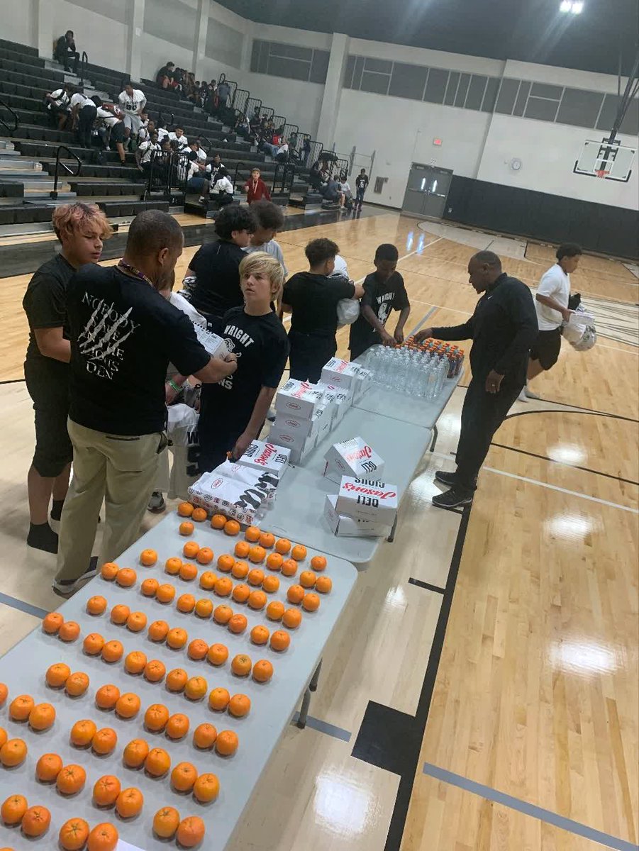 LionsLegacypto's tweet photo. Thank you, parents, for your generous donations to the Wright Junior High football team. We’re still accepting donations. Please use the link below to sign up. Thanks again!  Lions Legacy P.T.O.

https://t.co/kkCbiKg8UY https://t.co/vh6HcoOcsw