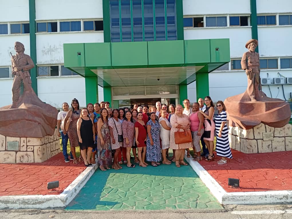 Desde la EIPP le deseamos éxitos a los participantes en el Seminario Nacional de planificación estratégica , plan de actividades 2026 y sistemas de trabajo del OSDE CUPET en la Refinería de Cienfuegos.
La organización del trabajo define el éxito de cada meta.
#PetrolerosPorCuba