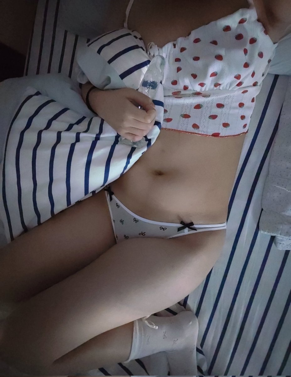 黄推福利内容 - 我想冬眠的精彩图片 福利姬我想冬眠分享的黄推图片2 - 网红私拍内容