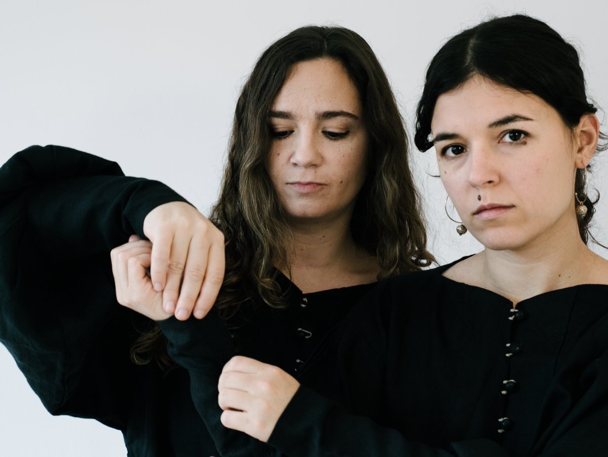 auagenda's tweet photo. 🎤 La 16a @ULTRASONSalcora ompli de cultura diversos espais de l’Alcora combinant concerts, exposicions i  taules redones. D'altra banda, Judit Neddermann i Pau Figueres ens endolçen l'oïda amb la seua barreja de pop, folk, jazz i música popular brasilera https://t.co/4yjYRtIggR https://t.co/0UHwl01j2Z