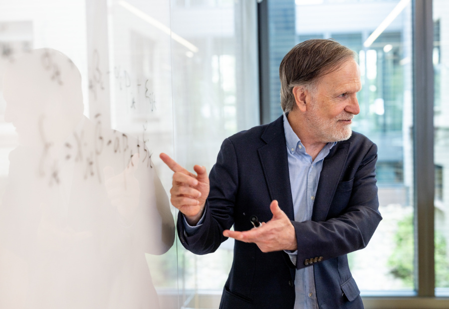 To celebrate Professor Steve Berry and his lifetime of accomplishments, we interviewed many colleagues and students and wrote about the lasting impact of his work, in the words of those who know him best: tobin.yale.edu/news/250930/la…