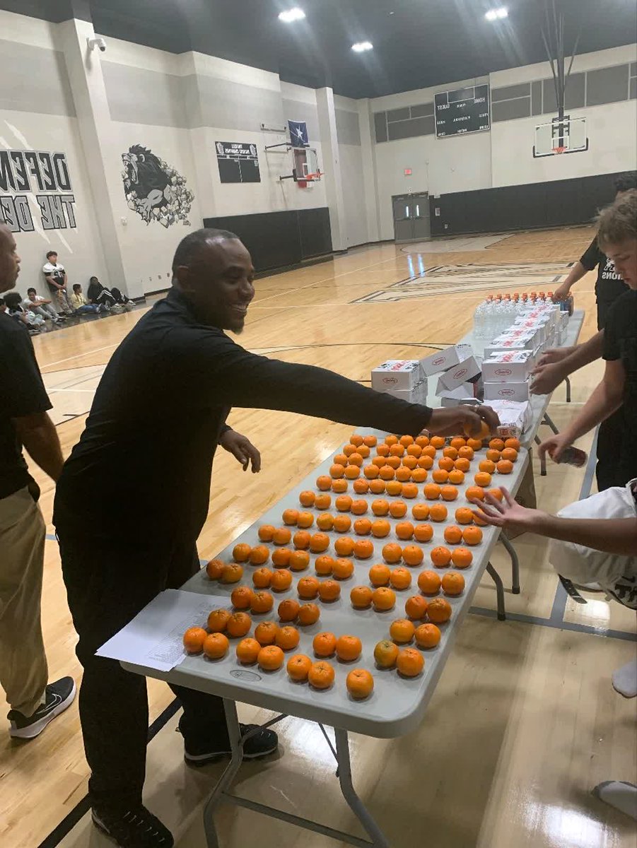LionsLegacypto's tweet photo. Thank you, parents, for your generous donations to the Wright Junior High football team. We’re still accepting donations. Please use the link below to sign up. Thanks again!  Lions Legacy P.T.O.

https://t.co/kkCbiKg8UY https://t.co/vh6HcoOcsw