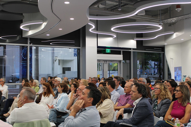 ¡Gracias a todos los que asististeis a la charla en Miami sobre protección sociolaboral de los españoles en el exterior! Agradecemos especialmente su colaboración a
<a href="/ConEspMiami/">ConsuIado General de España en Miami</a>, a <a href="/spainus_chamber/">Spain-U.S. Chamber of Commerce</a> (Juan Carlos Pereira y Ana Lluch), a Cre Miami (Cristina Valcarce) y a
<a href="/MDCollege/">Miami Dade College</a>.