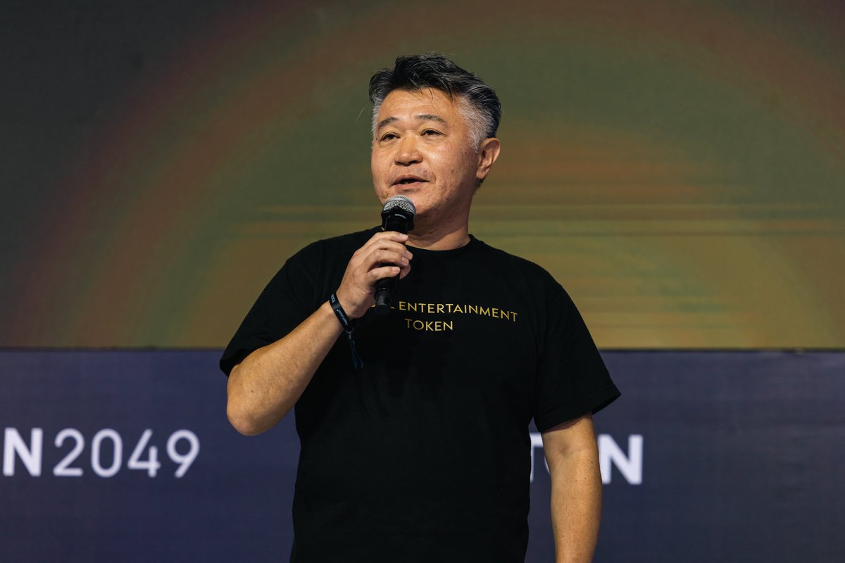 AWAJ_official's tweet photo. Katsuya Matsubara, Marketing Director of  @GET_E_inc_JPt  Presented at TON stage, Japan Hub, how GET platform empowers artists and creators with new tools to monetise, engage global audiences, and reshape the future of entertainment in the Web3 era.   #TOKEN2049📷 https://t.co/41advUdfX8