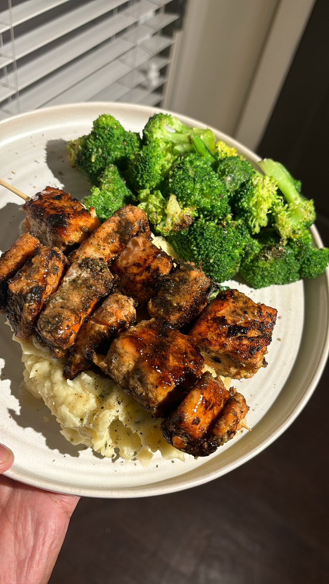 camswurld's tweet photo. Another week for good eats. https://t.co/jACsU3brfI