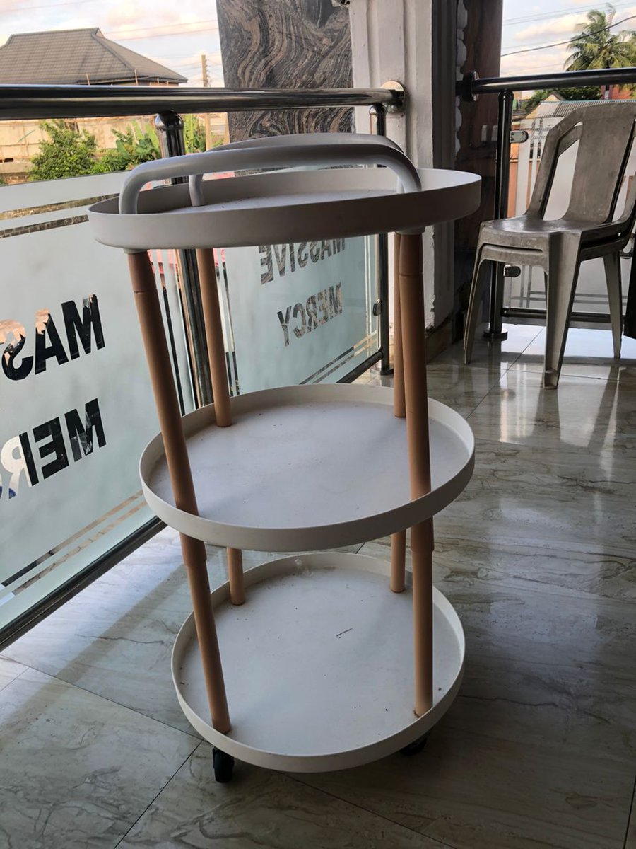 HumbleDeclutter's tweet image. Item: Shelf 
Price: 35k 
Location: Kola alagbado, Lagos 
Defect: None