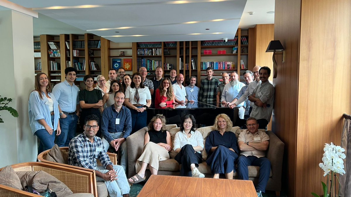 FoodDataQuest Project EU tweet media