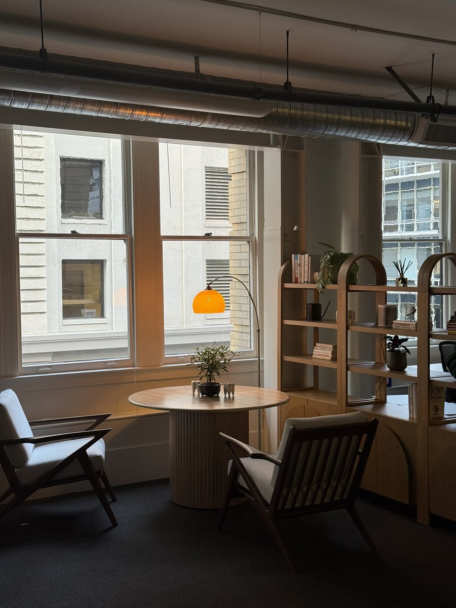 anton lin tweet media