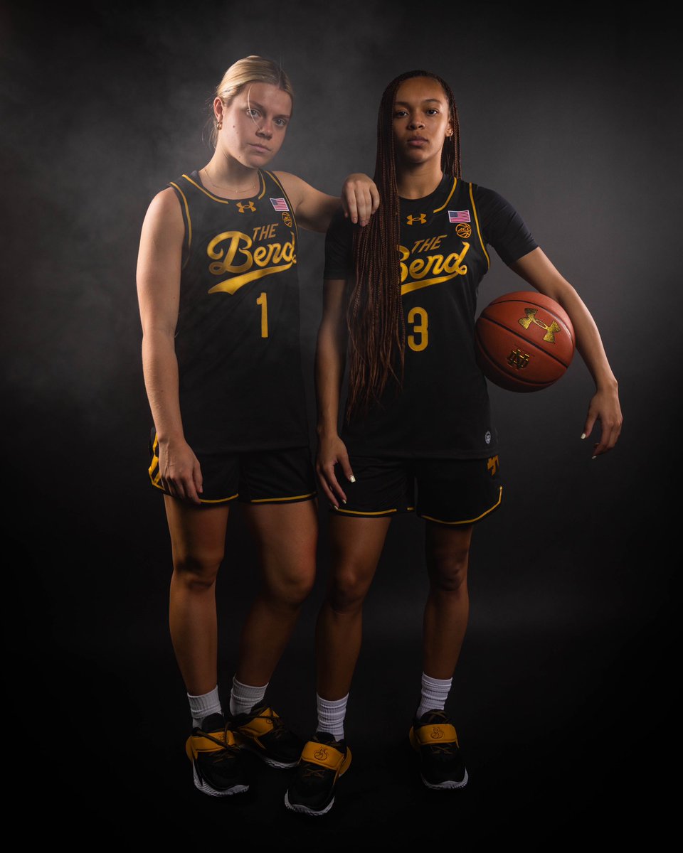 tbhorka's tweet image. Notre Dame women&apos;s basketball will wear a new uniform at Irish Jam on Eddy Street tomorrow as well as against Chicago State on Nov. 9.

All black with gold lettering/trim. &quot;The Bend&quot; in script writing on the front.

As an alternate, very clean look for the Fighting Irish.