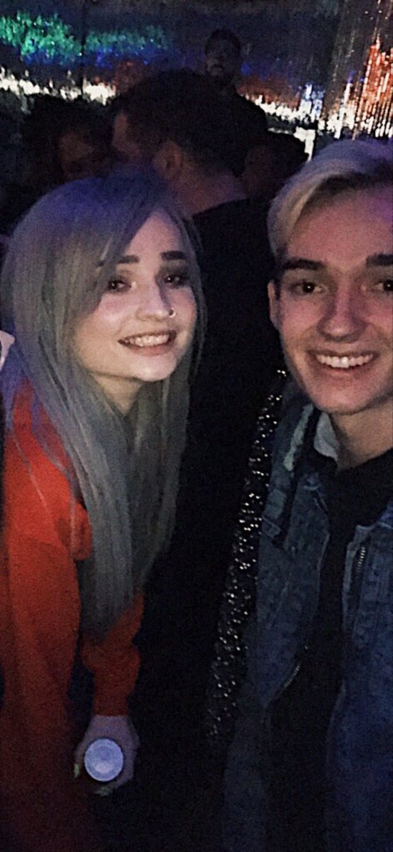 christobae's tweet photo. @kimpetras Miss girllll please OG bunhead here and I live in Paris 🙏🏼 💋 I neeeeeed to see you! https://t.co/yFlz7qyt11