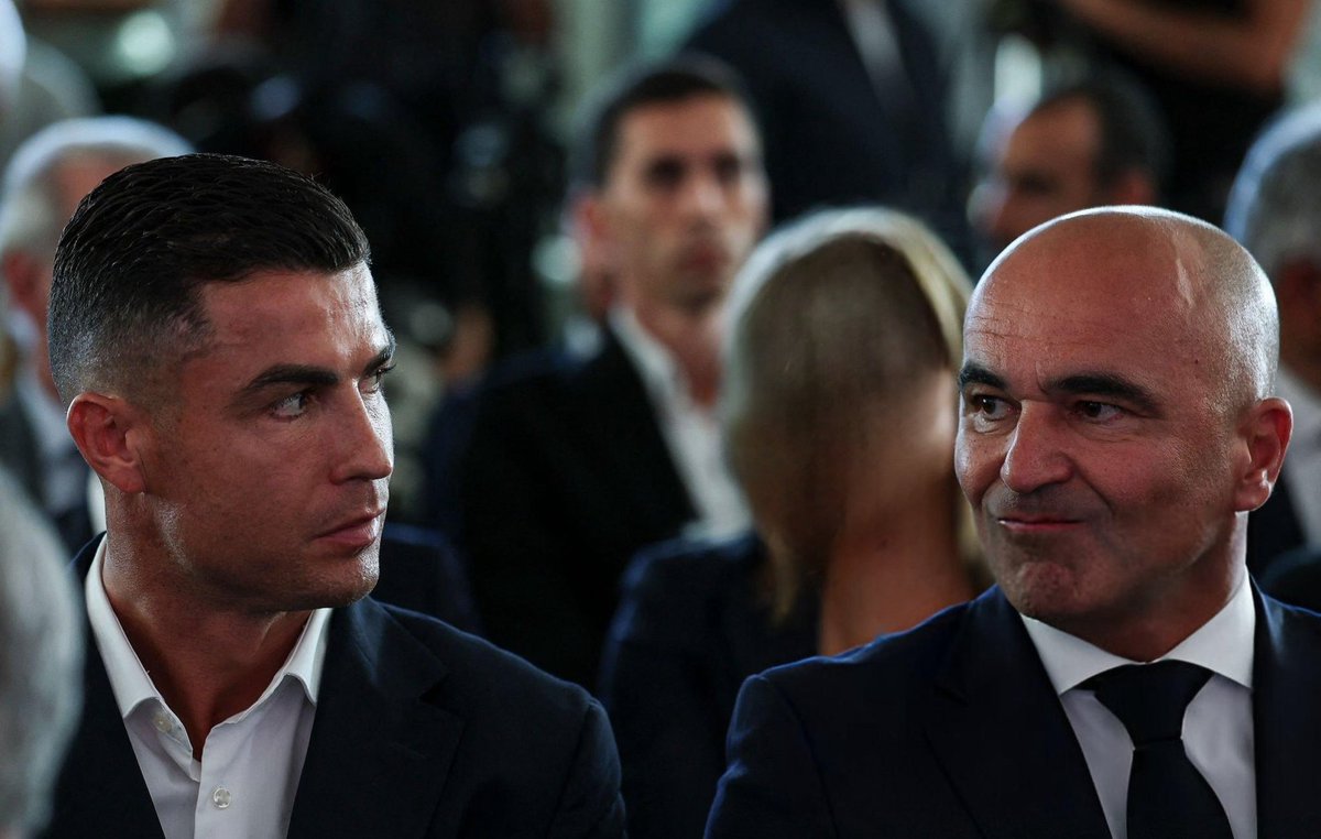 كريستيانو 
جواو فيليكس 
فيتينها
نونو 
جواو نيفيز
ريناتو 
كونسيساو
كوستا
برونو 
روبن دياز 
راموس
بالينها 
والقائمة تطول .. ماذا تريدون يا برتغال أفضل من هذا الجيل لتجلبون المجد للبرتغال ؟
السؤال الاصح ماذا ينقصكم حتى تحققوها ؟
اقسم بالله جيل طاغيييي .