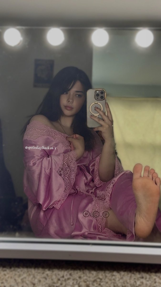 𝐋𝐚𝐲𝐥𝐚 ˚౨ৎ˚ tweet media