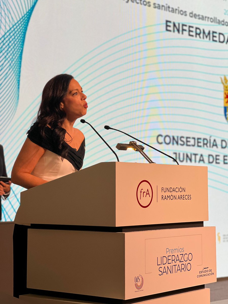 <a href="/FundacionAreces/">FundaciónRamónAreces</a> <a href="/OdSalud/">Observatorio de Salud</a> <a href="/Fede_dejuan/">Federico de Juan</a> <a href="/MartaRiesgo/">Marta Riesgo</a> <a href="/SaludMadrid/">Salud Madrid</a> <a href="/FatimaMatute/">Fatima Matute Teresa</a> El Premio al Liderazgo Sanitario en enfermedades raras es para la Consejería de Sanidad de Extremadura. ¡Enhorabuena! @junta_ex <a href="/Sara_GEspada/">Sara García Espada</a> <a href="/Sobi_Iberia/">Sobi</a>