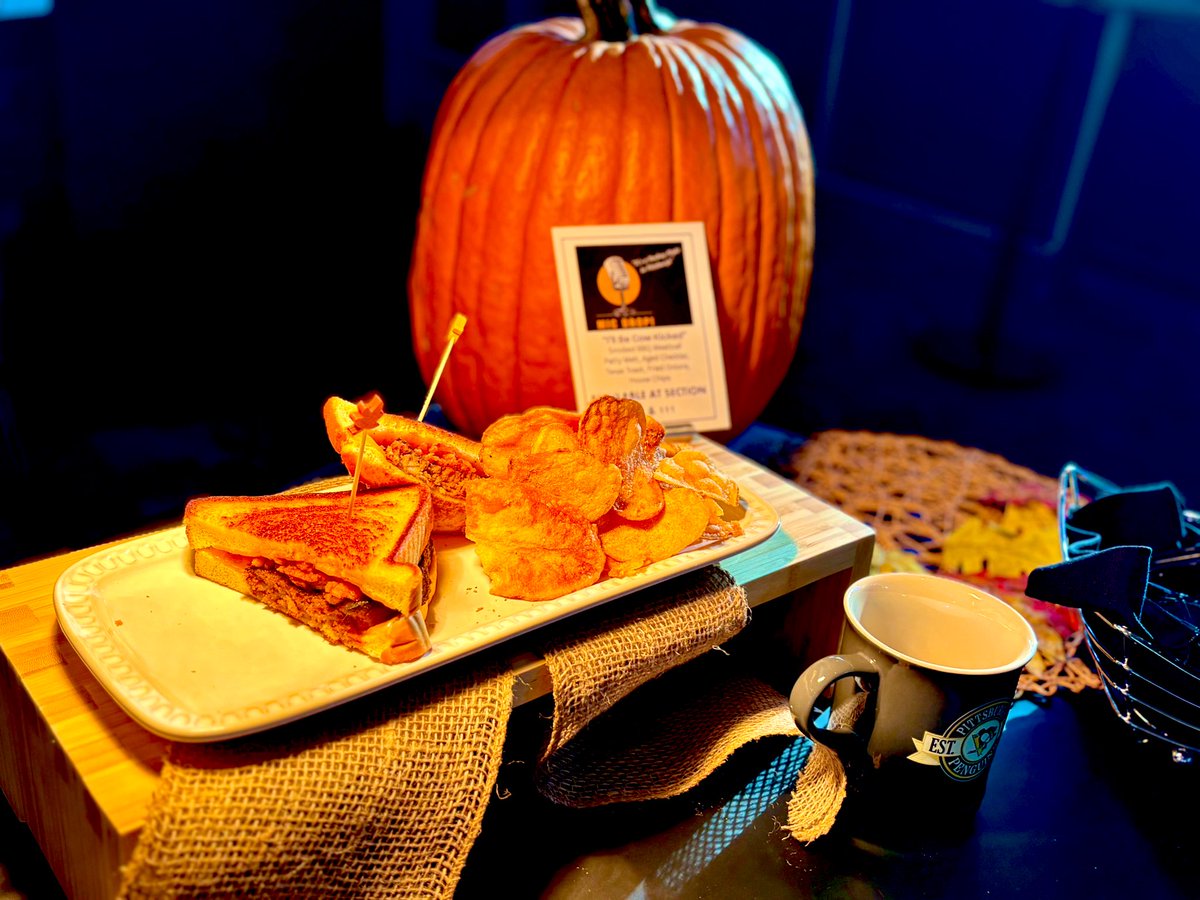 PensEats tweet media