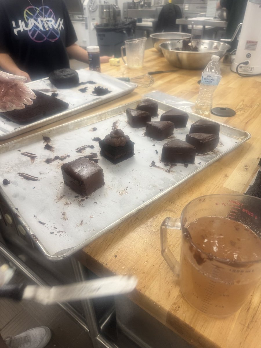 Hardy's Cafe at Walnut Grove HS tweet media