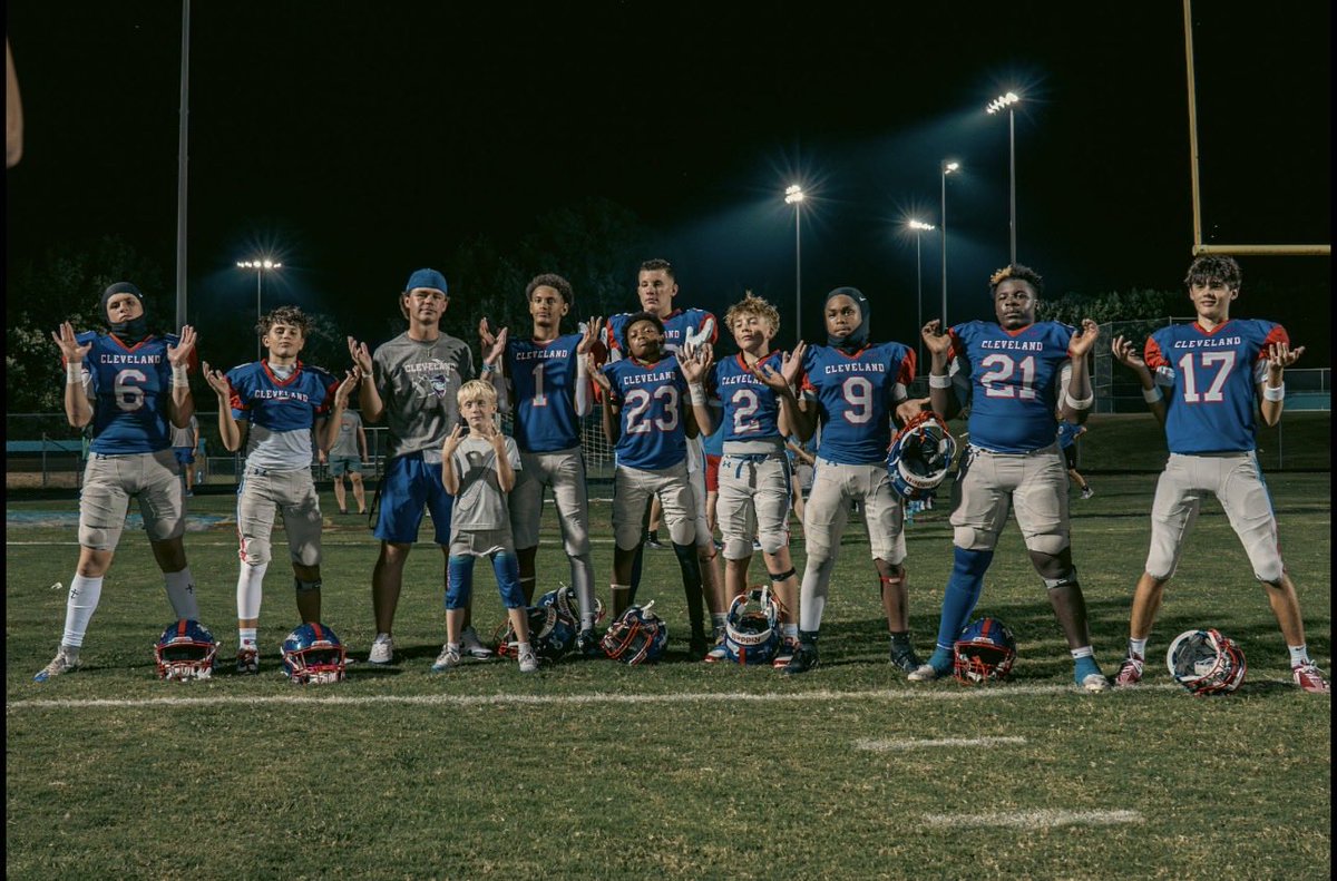 Aboyd_04's tweet photo. Wide Outs… Ride out… https://t.co/DhtVttlcIO