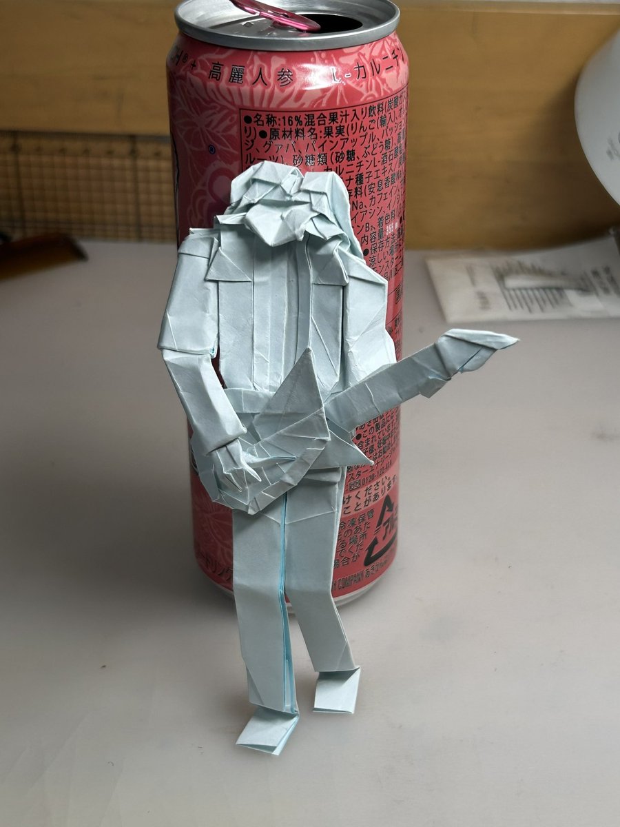 dmc_origami's tweet photo. 解凍期の平沢進。　Talboを構えている https://t.co/eKjDcb5n2e