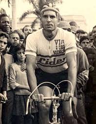 1979: Fallece Sergio (Pipián) Martínez, figura legendaria del ciclismo  cubano, catalogado por muchos como El Rey de las carreteras de Cuba.#CubaViveEnSuHistoria #LatirAvileño