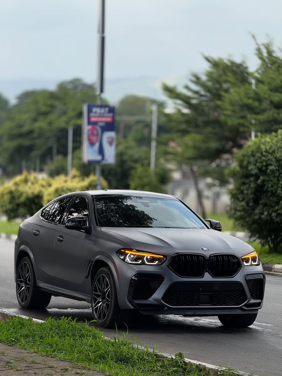 Malvin_MN's tweet image. Speaking both into existence 🥂… #ELROI