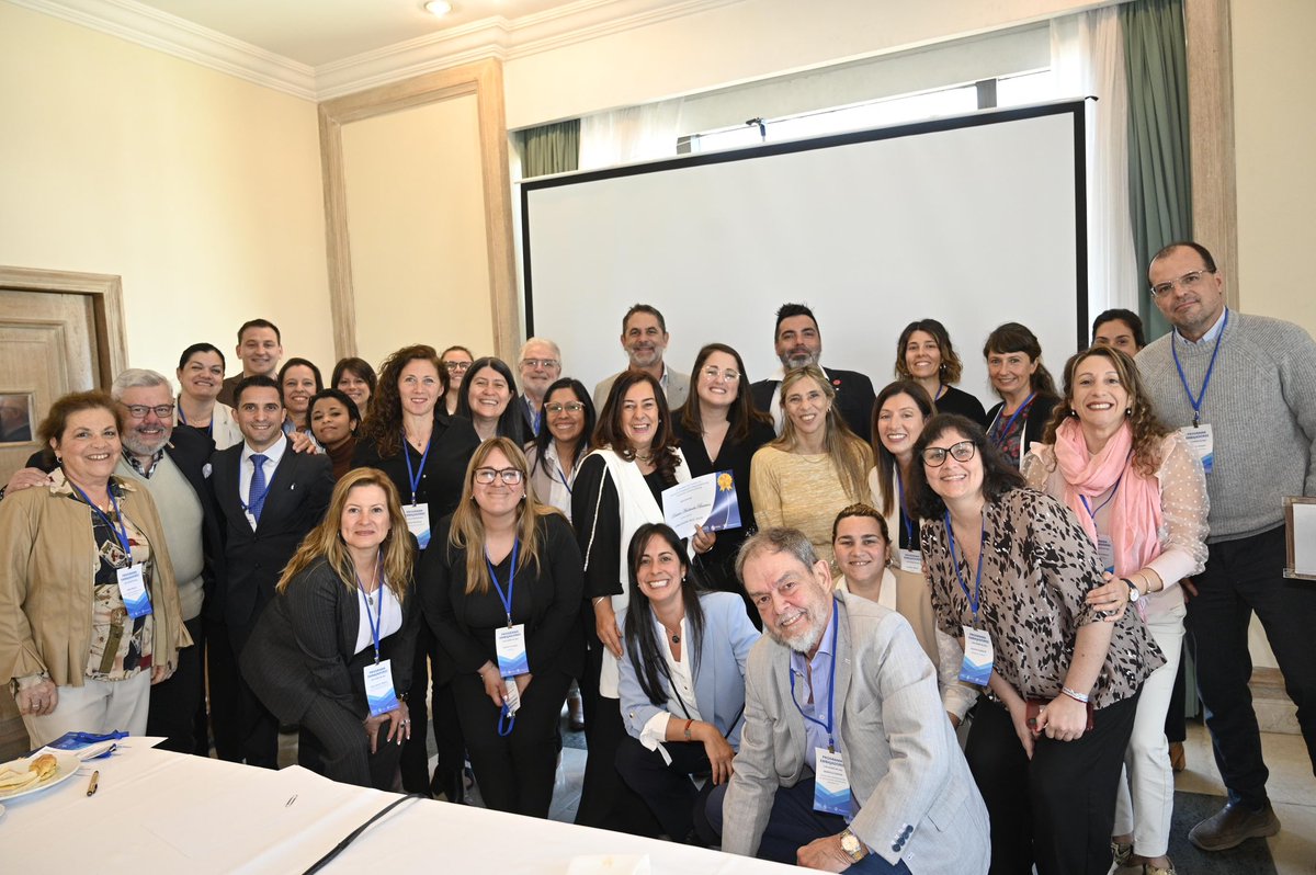 #TurismodeReuniones 

Se llevó a cabo el Desayuno de Trabajo del Programa Embajadores liderado por el Ministerio de Turismo y la Asociación Uruguaya de Organizadores de Congresos, Exhibiciones, Ferias y Afines. 

Participaron en la actividad la Subsecretaria de Turismo Ana