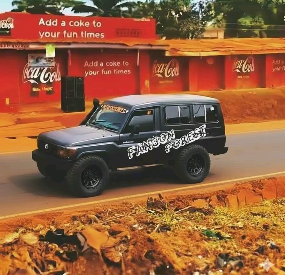 This car esiinga Most Artists obwa celeb 🤣 name them 🤣🤣 Aganaga how are you