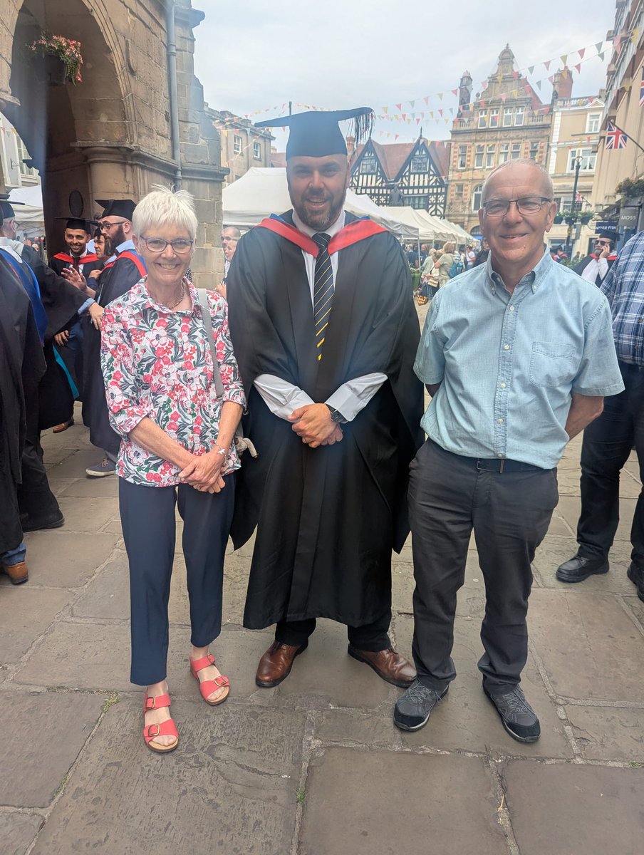 Back to July this year when I graduated with a HNC Distinction in Electronics and Electrical engineering from Shrewsbury college! 

This was a 2 year part time course, as part of my Transmitter engineering training! 

Those in the know will recognise Dad G4OYX! Big shoes to fill!
