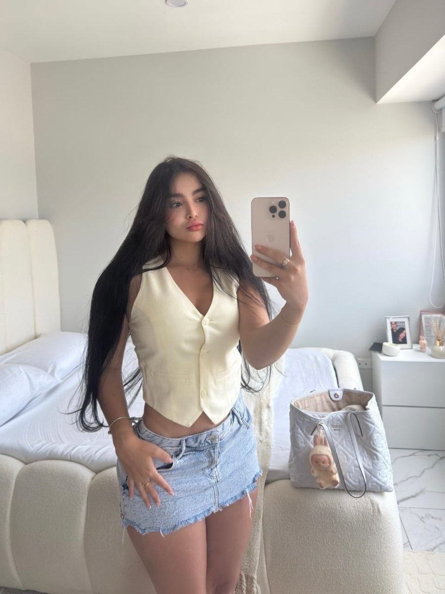 Angieleon tweet media