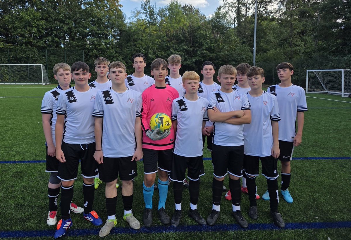 In a very tight game AV beat Aldridge school 3-2. 
⚽️ ⚽️⚽️
A right footed goal from Owen &amp; 2 from Alex secured the win. 
Player of the Match - Damian for a few fantastic saves. 
<a href="/ArrowValeSchool/">Arrow Vale School</a>