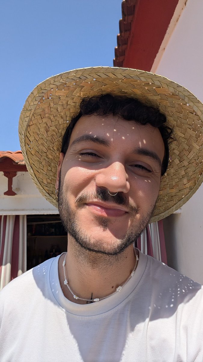 JotaCasper's tweet image. ✨Desempolvo esto para pedir ayuda porque estoy buscando PISO O HABITACIÓN en MÁLAGA o alrededores✨

Soy un chico de 28 años mu majo, sociable y LGTB, así que agradecería confianza con este tema 🥰