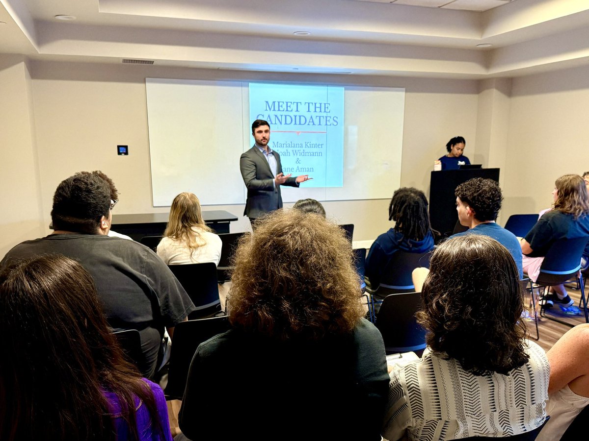 noahforflorida's tweet photo. Last night I had the opportunity to connect with the UCF College Democrats!

Thank you to UCF Dems for hosting and to every student who came ready with thoughtful, important questions. There’s no path to victory in FL-7 without the Knights, let’s win this together! #FL07 #UCF https://t.co/m6GEvUih5Y