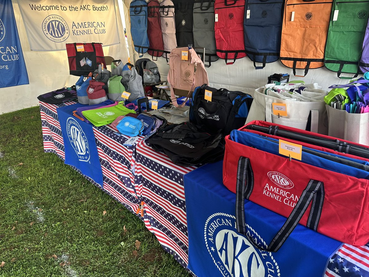 Doghandlers's tweet photo. Hello from Hatboro Kennel Club!

The AKC Booth is set up in the middle of vendor row, across the way from Ring 8. 

We look forward to see you!

AKC Booth Manager

#akc #akcbooth #thisisakc https://t.co/C3H3VZgtvl