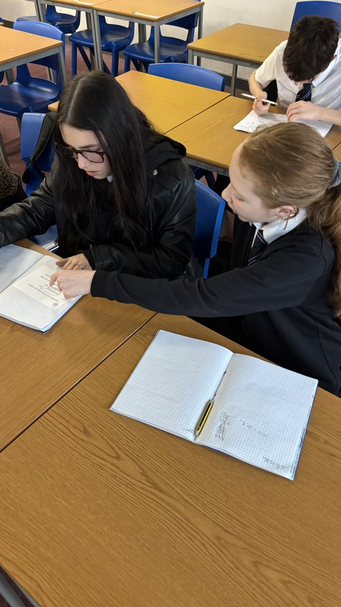 S3 racing through today’s relay. Well done to our winners Hollie and Lamar 🏆