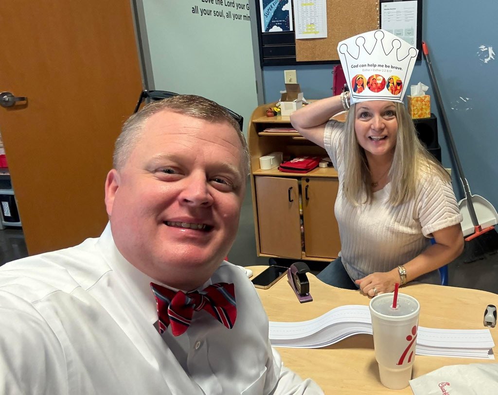 Nothing like a quick lunch date with my blessing Fancy Face!  ❤️