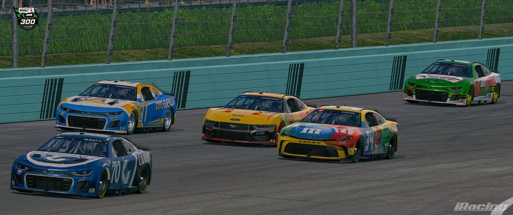 cin_cup's tweet photo. 📸 Alcuni scatti dalla https://t.co/LcRcYmWdl2 Homestead 300 🌴🏁
Emozioni e spettacolo dal terzo round del #CINeSportsSeries! 🔥

#CIN2025 #Homestead300 #SimRacing #iRacing #eSportsItalia https://t.co/TXPWee95Xn