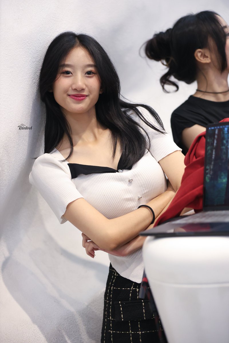 Rantovl's tweet image. Mangat kuliahnya Cal! @upgirlsCal01 💕

#CALive