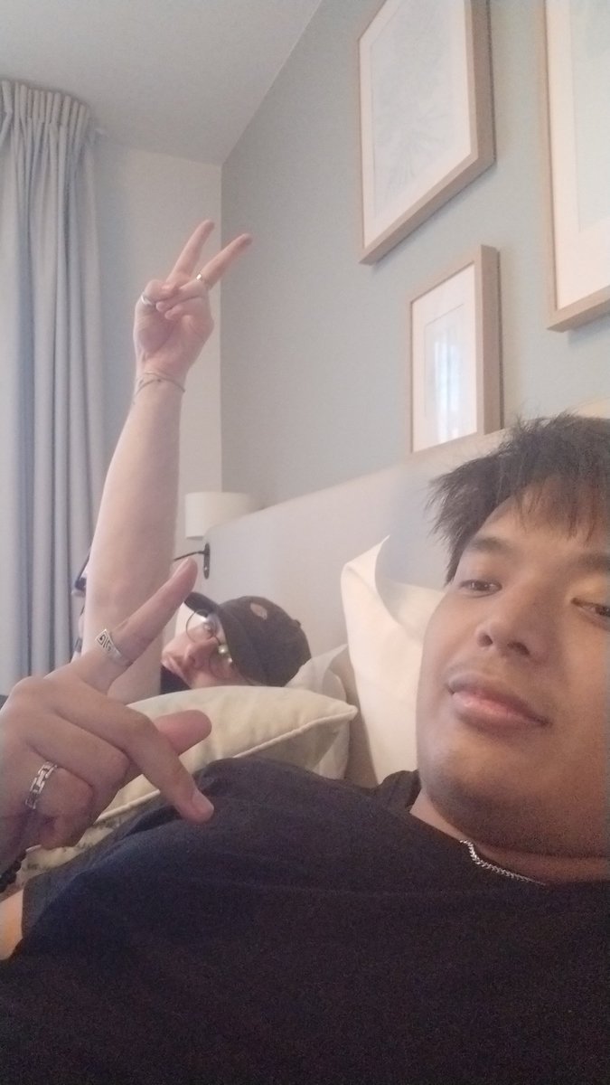 THE MENACES IN PARIS HAVE ARRIVED 😈