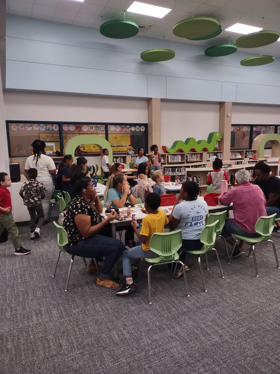 Reading Eagles tweet media