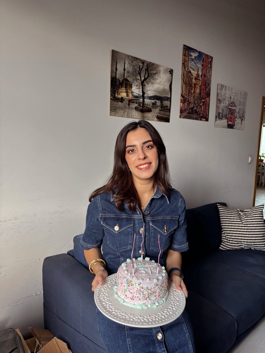 21semal's tweet photo. 30+1 sezonu başlıyor 🎈🎂 https://t.co/RZVMyRuGan