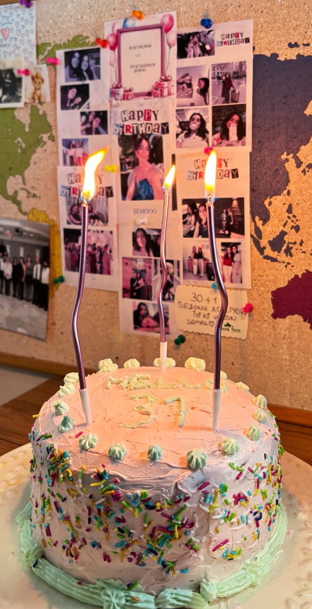 21semal's tweet photo. 30+1 sezonu başlıyor 🎈🎂 https://t.co/RZVMyRuGan