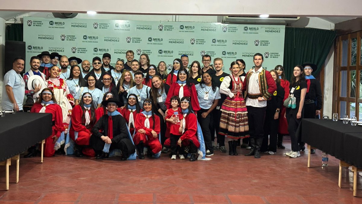FestifolkArg's tweet photo. Comenzó el Festival Internacional Merlo 2025 circuito Festifolk Argentina https://t.co/I8gzQbLiJe