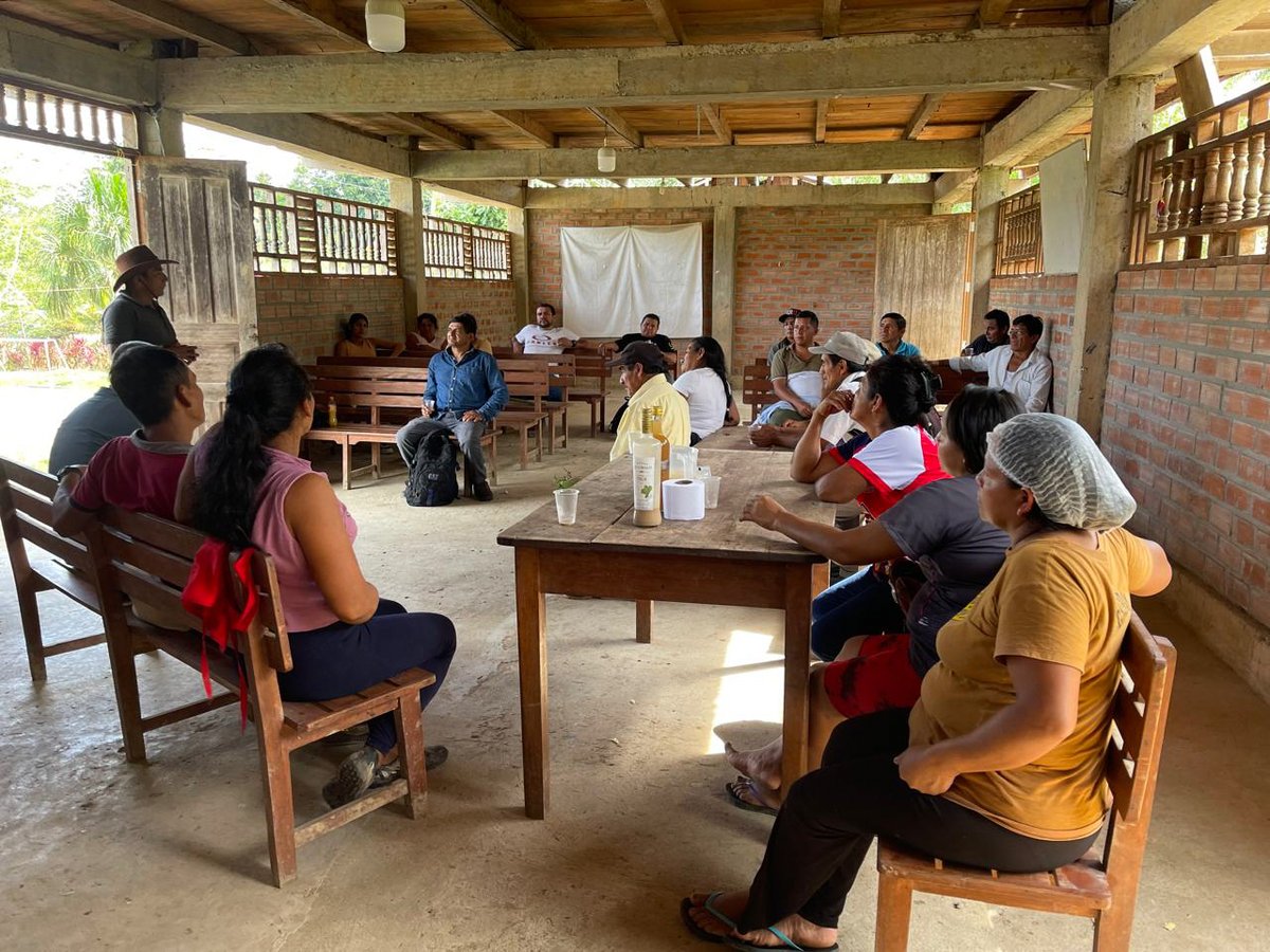 PROGRESO3's tweet image. Productores y productoras de la zonal 5 Ríos del Marañón – Imaza participaron en un intercambio en Chiangos (comunidad Uracuza, Nieva), aplicando la metodología “Campesino a Campesino”.
📍Proyecto Resiliencia, que coopera @BROT_furdiewelt,  con la colaboración de @CoopNorandino .