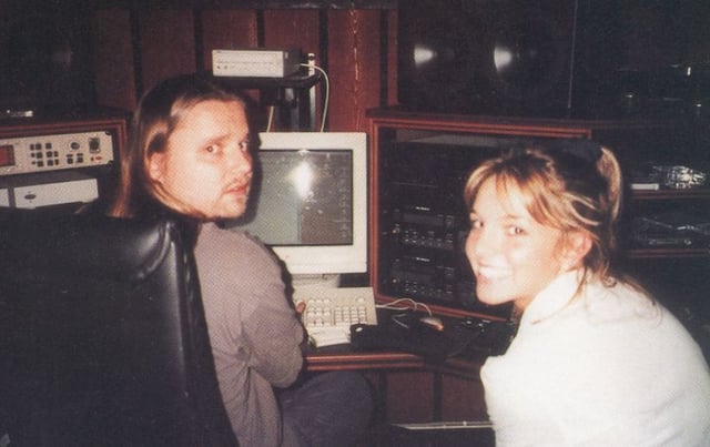 BSpears_BR's tweet photo. Rolling Stone elege "BOMT" como a maior produção de Max Martin:

"Hit que apresentou ao mundo a rainha de 17 anos, um manifesto pop radicalmente futurista, mudando a forma como a música soa desde então [...] Mais do que um sucesso #1 — foi o amanhecer de uma nova era na música." https://t.co/yGHwBVqOoZ