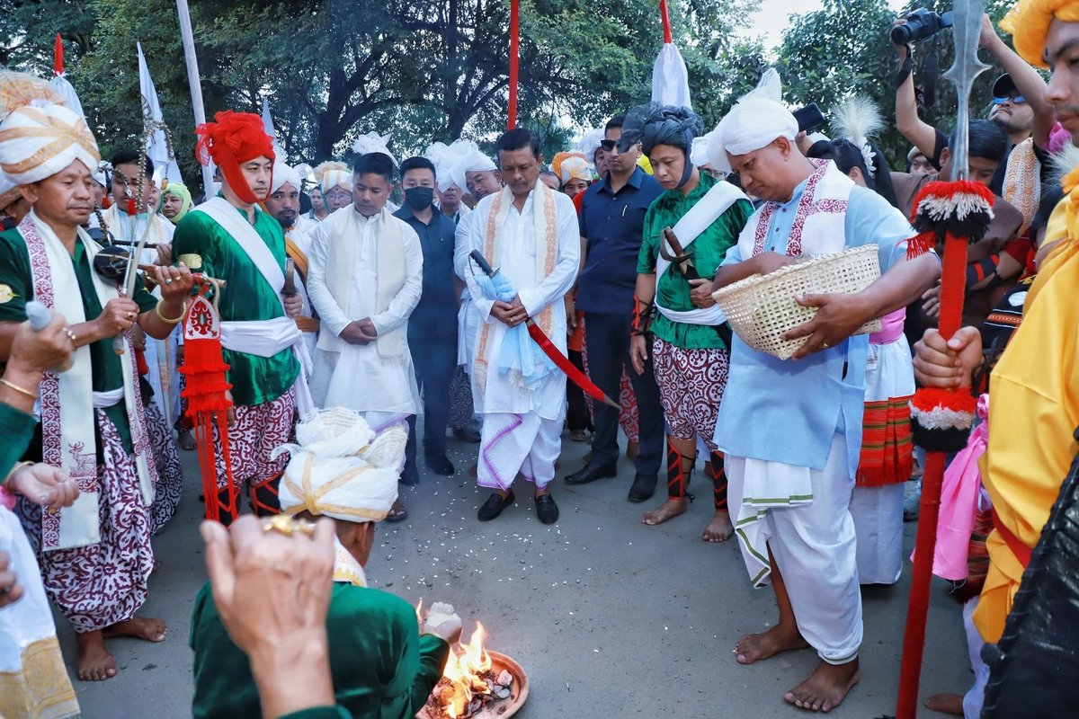 tmpacademics's tweet photo. Kwak Tanba Annual observed with reverence, led by Meidingu Leishamba Sanajaoba. A moment of cultural pride and remembrance of our rich traditions. https://t.co/HcHBYa9ryn