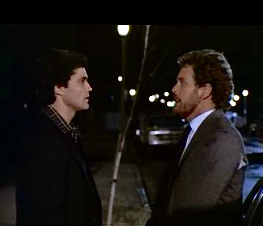 MarshallRTeague's tweet photo. THAT look..
ALWAYS up to SOMEthing 😏
#TBT #ThrowBACKThursday
w #WingsHauser in #TheATeam
Ep #TheBigSqueeze https://t.co/b3CeIbzBXL