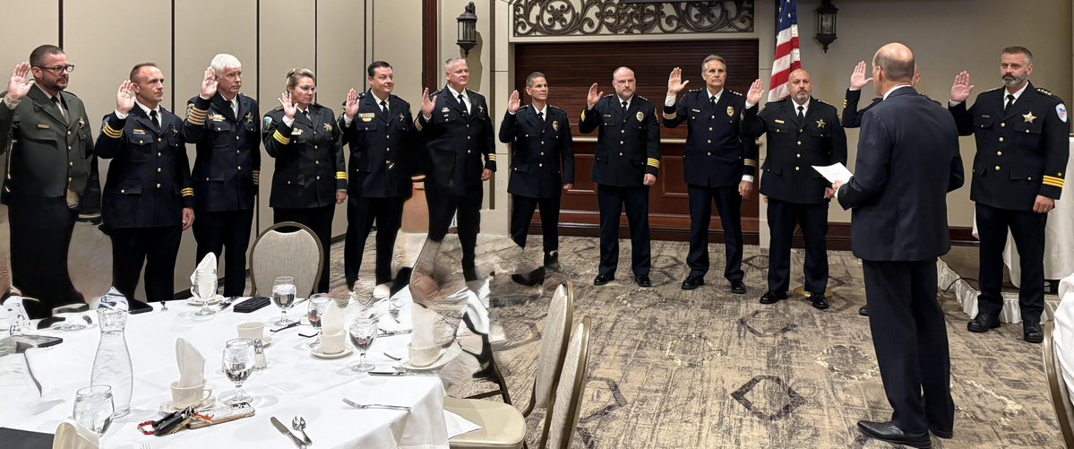 On September 25, Chief Roy Selvik was sworn in as a member of the Executive Board of the DuPage County Chiefs of Police Association.
The Association is dedicated to advancing professional police leadership and fostering collaboration among departments across DuPage County.