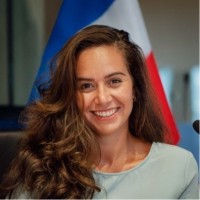 W40k_Decorum's tweet photo. Une femme de droite d' un côté... https://t.co/ZH526EHhMk